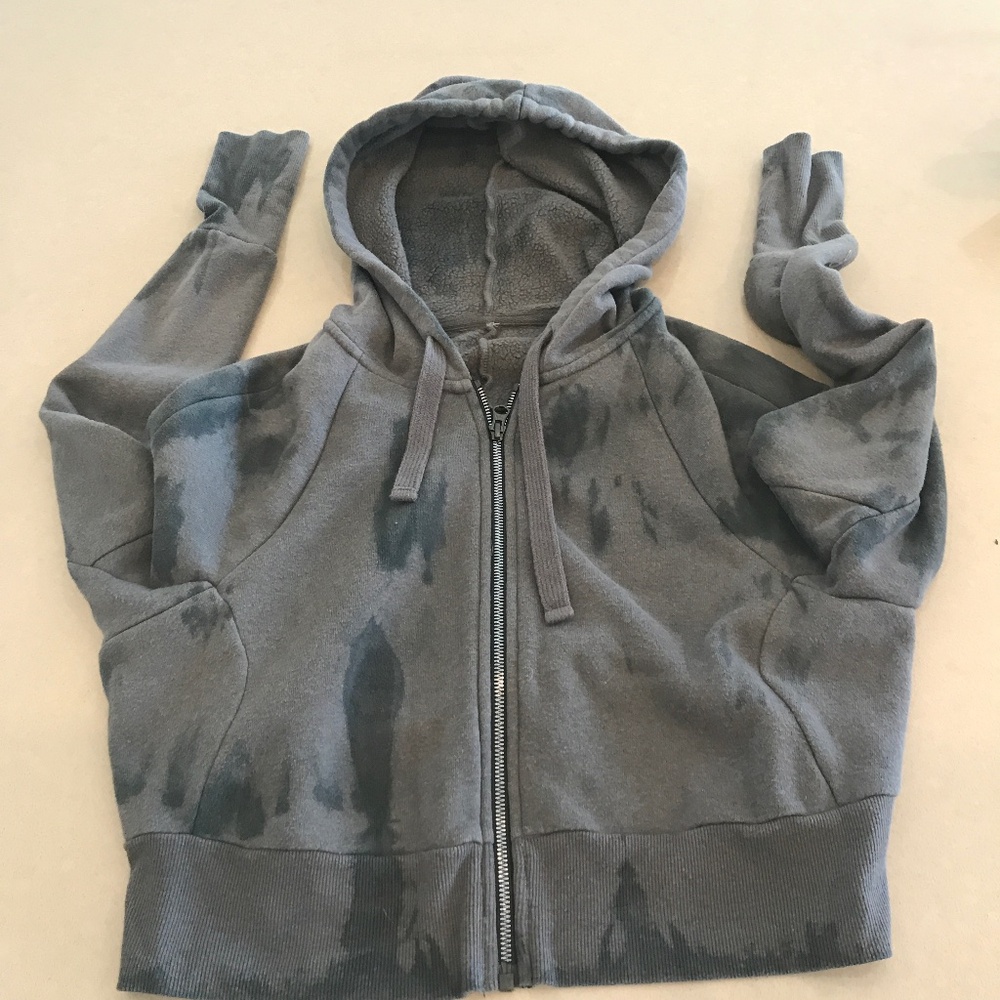 Alo Camo hoodie